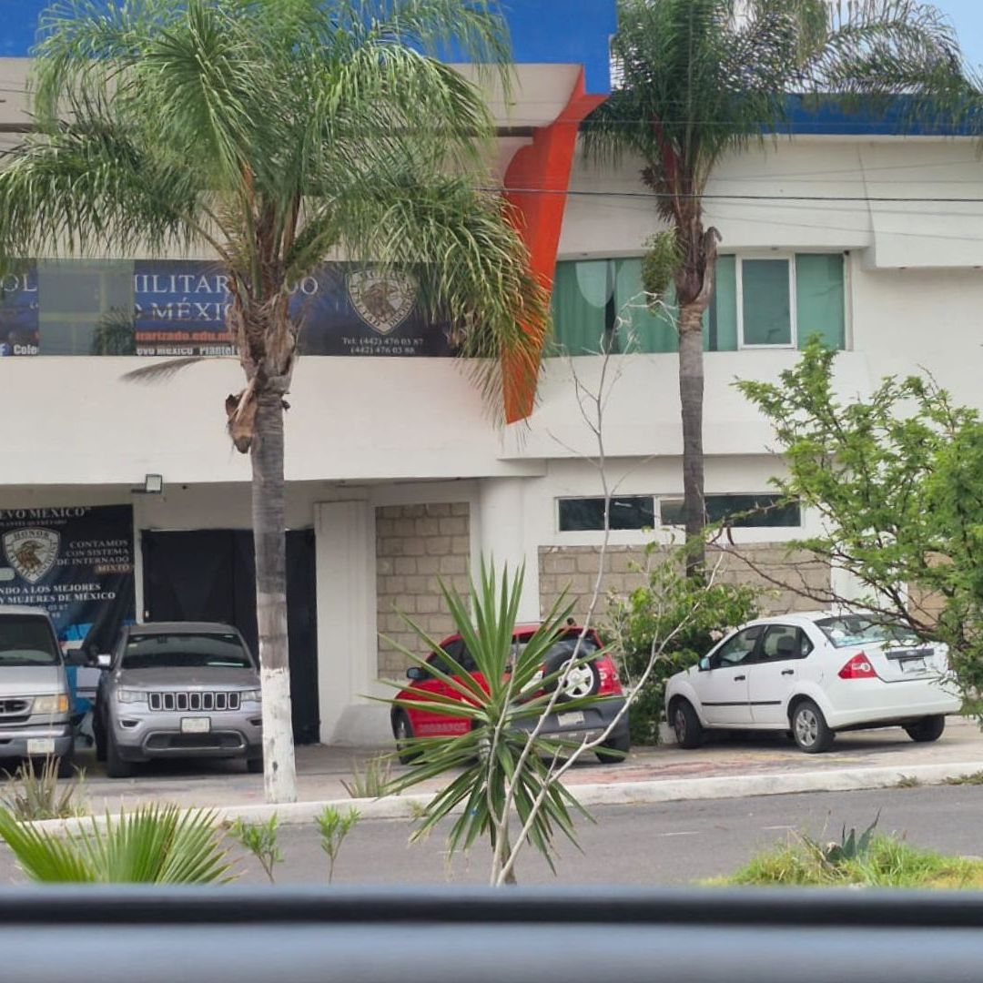 Revisan Escuela Particular en Corregidora por Presunto Perfil Militarizado